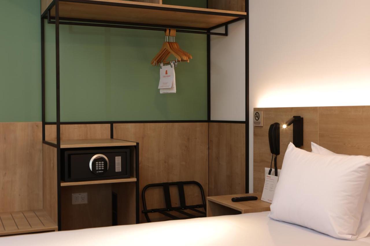Hotel Casa Andina Standard Benavides Lima Zewnętrze zdjęcie